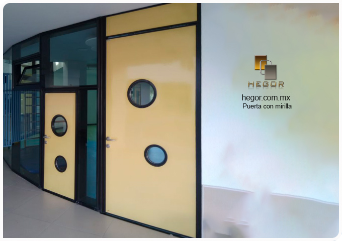 puerta de acceso con mirilla queretaro