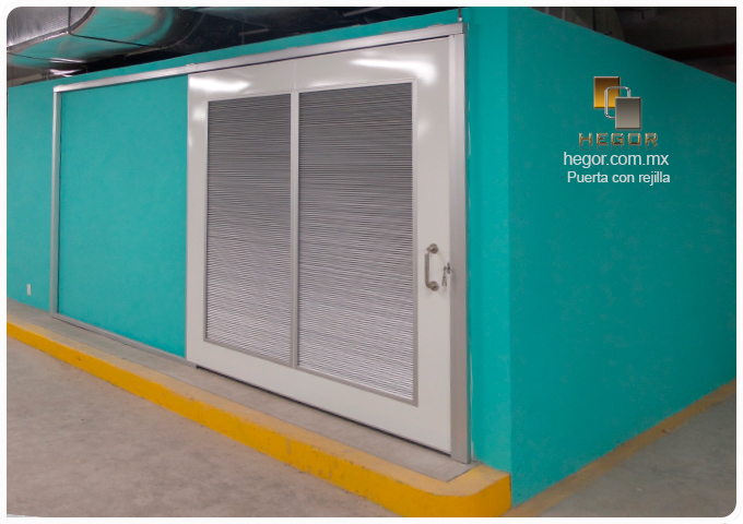 puerta de acceso con rejilla cdmx