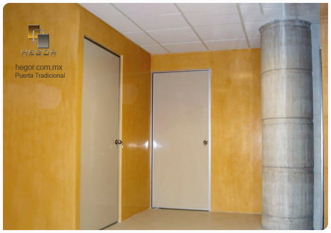 puerta de acceso tradicional cdmx