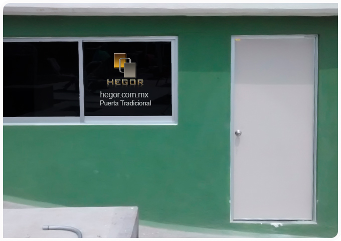 puerta de acceso tradicional